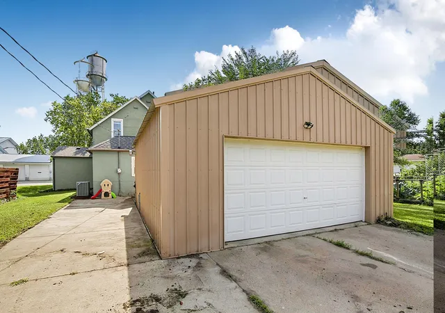 4th image of 251 Church St N, Eden Valley, MN 55329 | MLS# 7091360