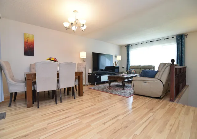 5th image of 4743 Ridgewind Trl, Eagan, MN 55122 | MLS# 7091366