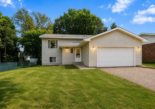 Homes for sale in Annandale, MN | 121 Brown Ave S, Annandale, MN 55302 | MLS# 7091371