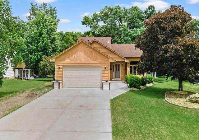 Homes for sale in St. Francis, MN | 23653 Dakotah St Nw, St. Francis, MN 55070 | MLS# 7091378