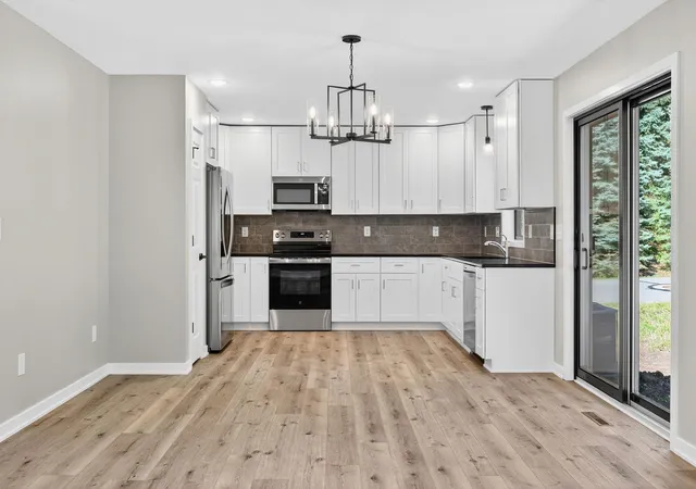 Photo 4 of Single family home for sale at 213 20th Street SW, Rochester, MN 55902 | MLS# 7091383 | Listing updated on 2026-08-27