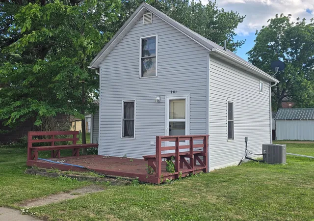Photo 2 of Single family home for sale at 401 10th Street, Brewster, MN 56119 | MLS# 7091406 | Listing updated on 2026-09-01