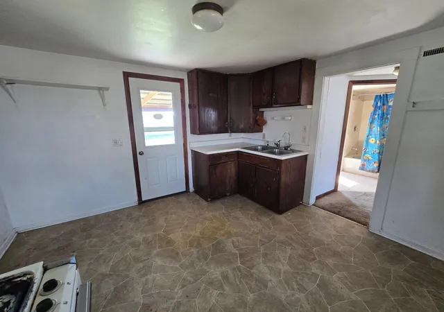 Photo 3 of Single family home for sale at 401 10th Street, Brewster, MN 56119 | MLS# 7091406 | Listing updated on 2026-09-01