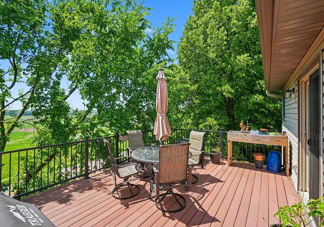 1st image of 517 Upland Rd Nw, Saint Michael, MN 55376 | MLS# 7091410