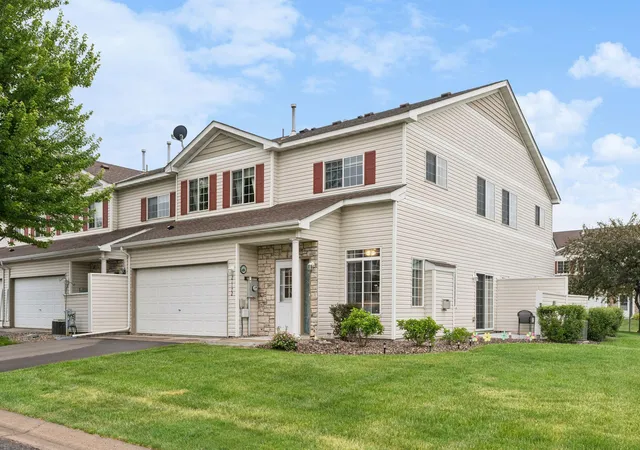 1st image of 21172 S Morgan Dr, Forest Lake, MN 55025 | MLS# 7091539