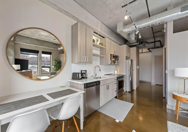 Photo 4 of Condo for sale at 728 N 3rd Street #707, Minneapolis, MN 55401 | MLS# 7091556 | Listing updated on 2026-06-12