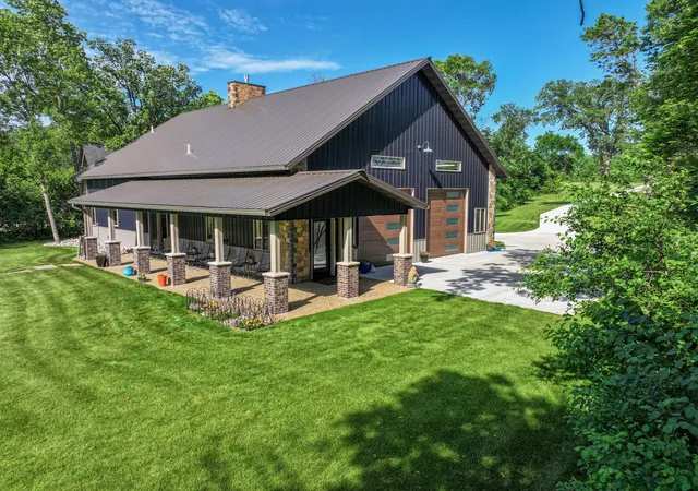 2nd image of 17200 Aaron Hts Nw, Evansville, MN 56326 | MLS# 7091613