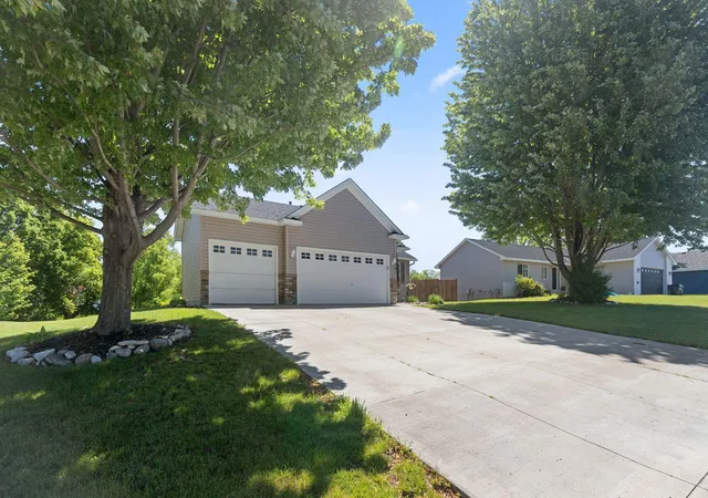 Homes for sale in Annandale, MN | 741 Morrison Ave S, Annandale, MN 55302 | MLS# 7091614
