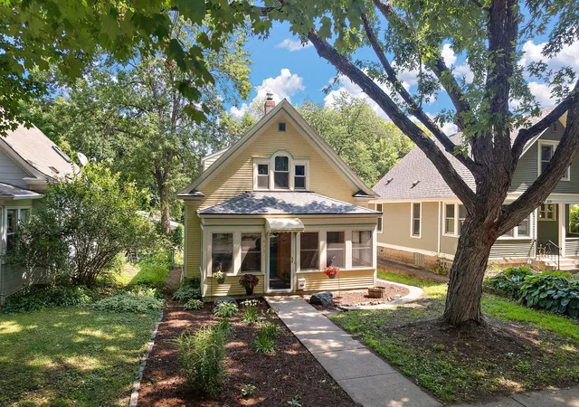 1st image of 4327 Pillsbury Ave S, Minneapolis, MN 55409 | MLS# 7091626