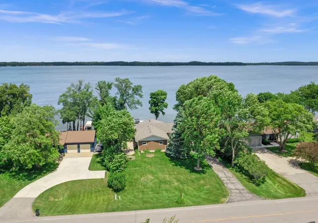 Homes for sale in Darwin, MN | 68348 215Th St, Darwin, MN 55324 | MLS# 7091637