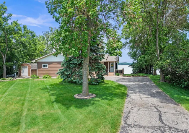 Homes for sale in Darwin, MN | 68348 215Th St, Darwin, MN 55324 | MLS# 7091637