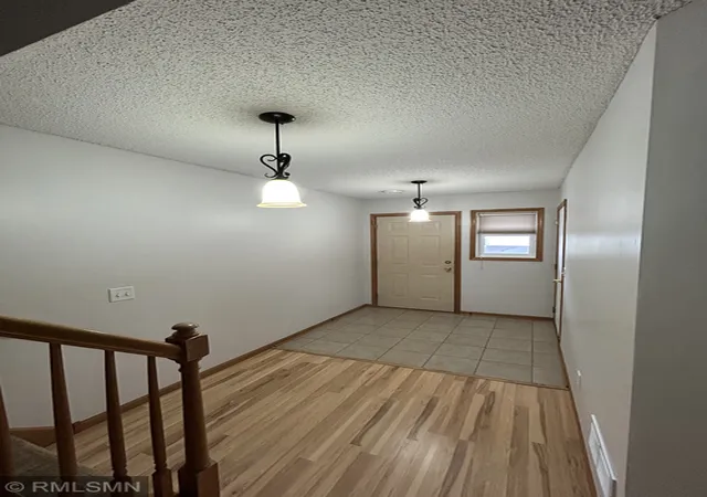 2nd image of 6884 Meadow Grass Ln S, Cottage Grove, MN 55016 | MLS# 7091715