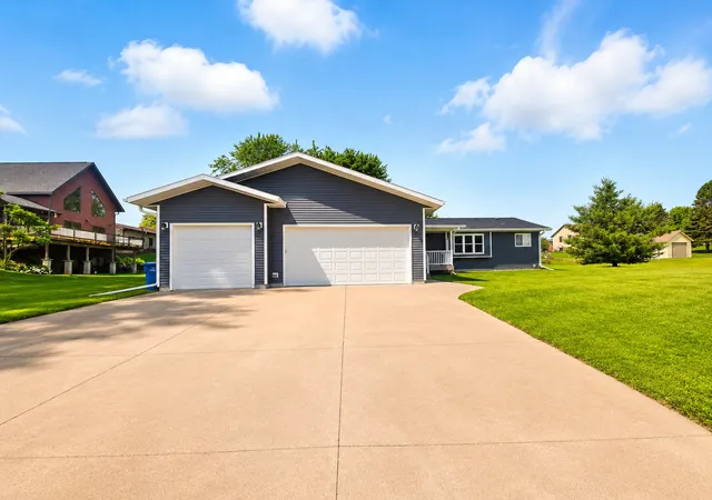 1st image of 207 2nd Ave Nw, Altura, MN 55910 | MLS# 7091717