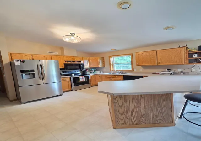 5th image of 207 2Nd Ave Nw, Altura, MN 55910 | MLS# 7091717