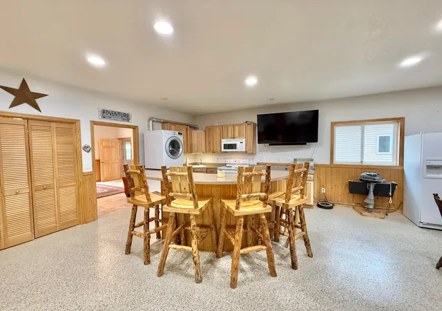 Homes for sale in Ponsford, MN | 32088 E Round Lake Rd, Ponsford, MN 56575 | MLS# 7091738