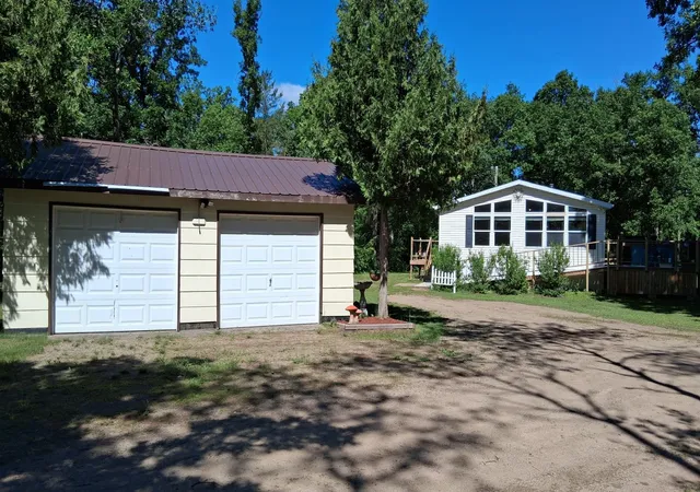Photo 3 of Single family home for sale at 481 E River Rd, Motley, MN 56466 | MLS# 7091742 | Listing updated on 2026-10-02