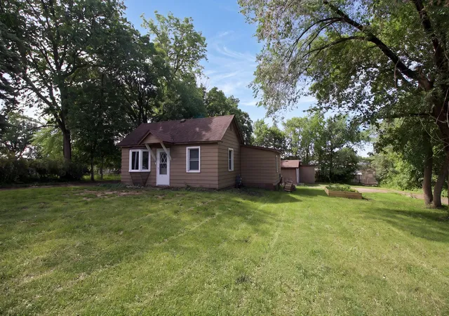 Homes for sale in Detroit Lakes, MN | 829 Willow St W, Detroit Lakes, MN 56501 | MLS# 7091752