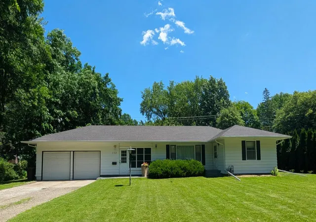 Photo 1 of Single family home for sale at 112 S 12th Street, Montevideo, MN 56265 | MLS# 7091772 | Listing updated on 2026-09-12