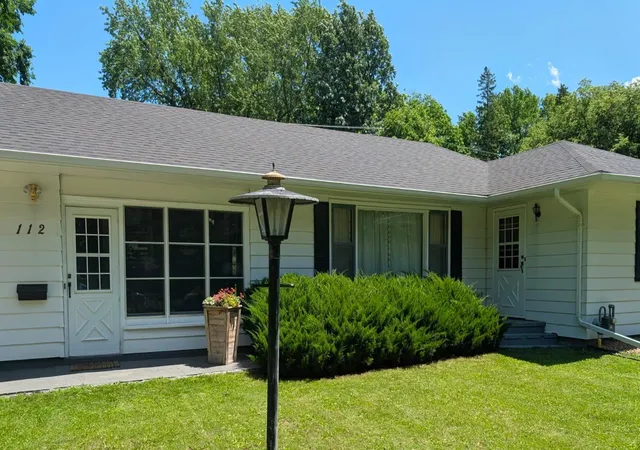 Photo 3 of Single family home for sale at 112 S 12th Street, Montevideo, MN 56265 | MLS# 7091772 | Listing updated on 2026-09-12