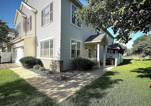 3rd image of 868 Princeton Ave, Shakopee, MN 55379 | MLS# 7091799