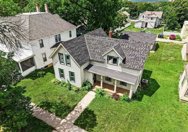 3rd image of 816 W 5Th St, Red Wing, MN 55066 | MLS# 7091822