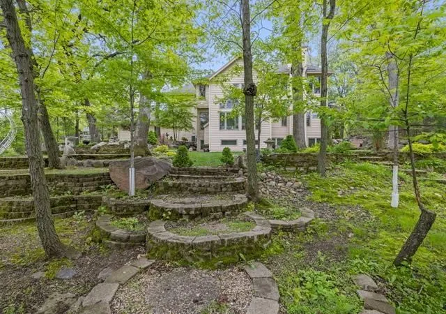 Photo 3 of Single family home for sale at 14700 White Oak Dr, Burnsville, MN 55337 | MLS# 7091944 | Listing updated on 2026-09-25