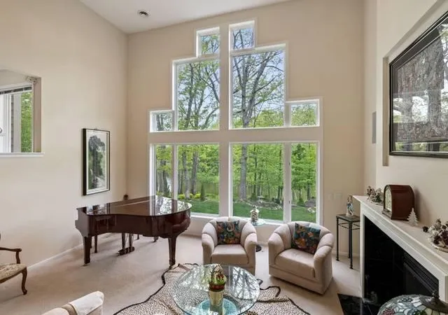 Photo 4 of Single family home for sale at 14700 White Oak Dr, Burnsville, MN 55337 | MLS# 7091944 | Listing updated on 2026-09-25