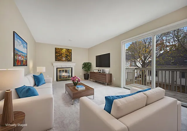Photo 4 of Sale Pending at 361 Elan Ct, Saint Paul, MN 55125 | MLS# 7091953 | Listing updated on 2026-08-22