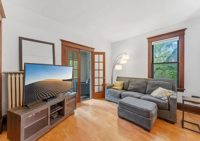 Photo 3 of House for sale at 129 Arthur Ave SE, Minneapolis, MN 55414 | MLS# 7091972 | Listing updated on 2026-07-28