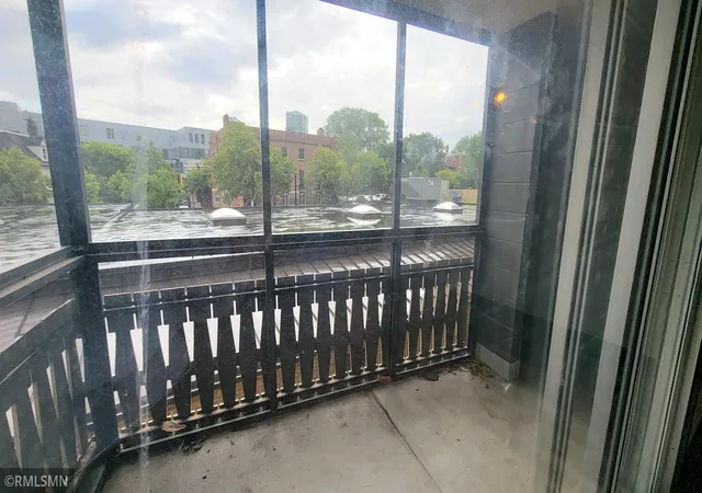 Photo 4 of Condo for sale at 410 Groveland Ave #202, Minneapolis, MN 55403 | MLS# 7091977 | Listing updated on 2026-09-05
