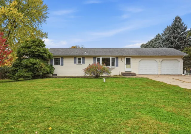 Photo 1 of Sale Pending at 3113 Aadland Ave Ne, Buffalo, MN 55313 | MLS# 7091980 | Listing updated on 2026-10-22