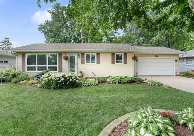Homes for sale in Owatonna, MN | 576 Phelps St, Owatonna, MN 55060 | MLS# 7091993
