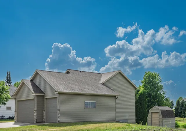 Homes for sale in Kasson, MN | 807 23rd St Cir Ne, Kasson, MN 55944 | MLS# 7092000