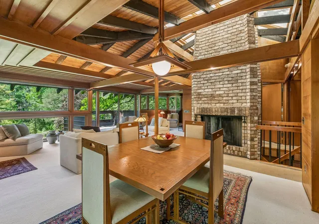 3rd image of 3530 Ridgewood Rd, Arden Hills, MN 55112 | MLS# 7092068