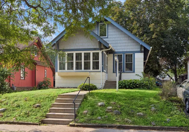Photo 2 of Single family home for sale at 1310 Seminary Ave, Saint Paul, MN 55104 | MLS# 7092092 | Listing updated on 2026-10-21