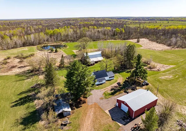 Photo 1 of Single family home for sale at 12500 County Rd 41, Willow River, MN 55795 | MLS# 7092120 | Listing updated on 2026-10-06