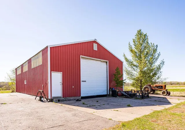 Photo 2 of Single family home for sale at 12500 County Rd 41, Willow River, MN 55795 | MLS# 7092120 | Listing updated on 2026-10-06