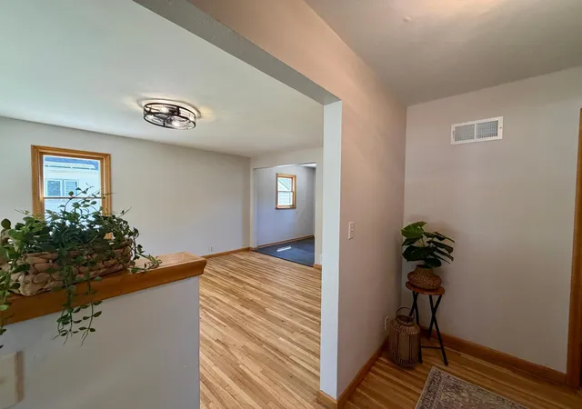 3rd image of 917 N Mckenzie St, Luverne, MN 56156 | MLS# 7092175