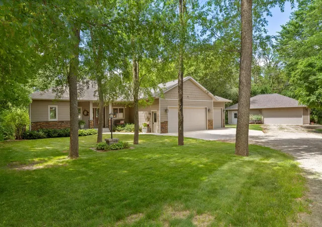 Homes for sale in Ellendale, MN | 10060 Sw 82nd Ave, Ellendale, MN 56026 | MLS# 7092241