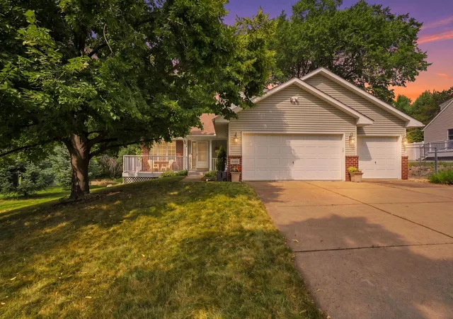 1st image of 3393 Owasso St, Saint Paul, MN 55126 | MLS# 7092269