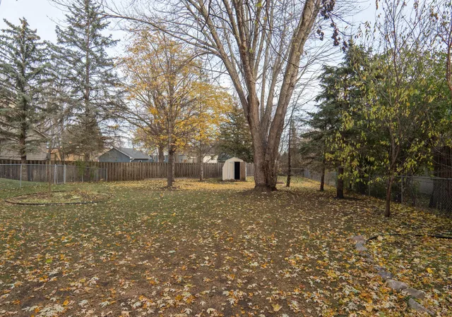 23rd image of 5245 Clayton Dr, Maple Plain, MN 55359 | MLS# 7092290