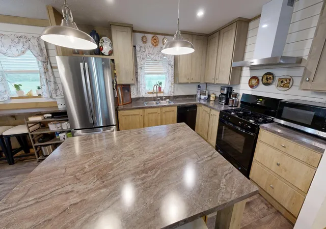 Photo 3 of Single family home for sale at 211 Farmdale Ave, Lake Lillian, MN 56253 | MLS# 7092301 | Listing updated on 2026-08-27