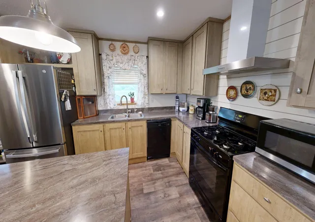 Photo 4 of Single family home for sale at 211 Farmdale Ave, Lake Lillian, MN 56253 | MLS# 7092301 | Listing updated on 2026-08-27