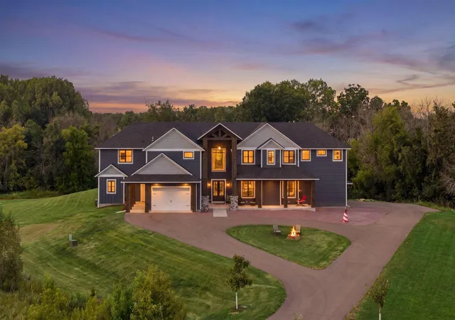 1st image of 18657 Revere Ave, Prior Lake, MN 55372 | MLS# 7092340