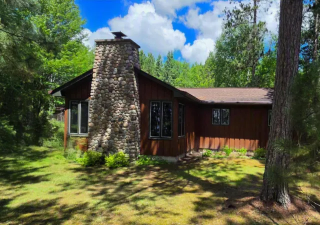 Photo 1 of Single family home for sale at 51946 N Wasson Lake Rd, Bigfork, MN 56628 | MLS# 7092372 | Listing updated on 2026-08-30
