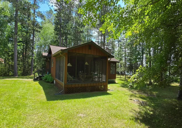 Photo 4 of Single family home for sale at 51946 N Wasson Lake Rd, Bigfork, MN 56628 | MLS# 7092372 | Listing updated on 2026-08-30
