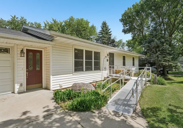 Homes for sale in Lonsdale, MN | 118 4Th Ave Ne, Lonsdale, MN 55046 | MLS# 7092404