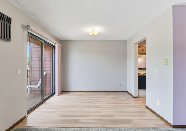 Listing Photo 4 - Condo for sale in building located at 157 Mindy Ln, Montrose, MN 55363 - Unit #34