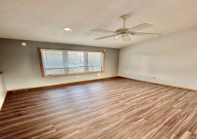 4th image of 6362 207Th St N, Forest Lake, MN 55025 | MLS# 7092501