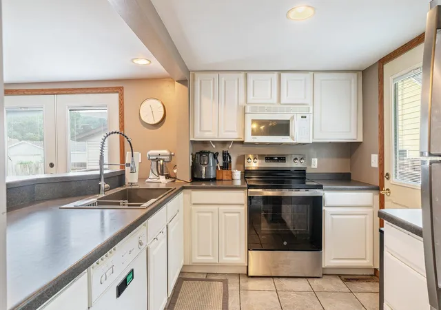 4th image of 608 S 2Nd St, La Crescent, MN 55947 | MLS# 7092506